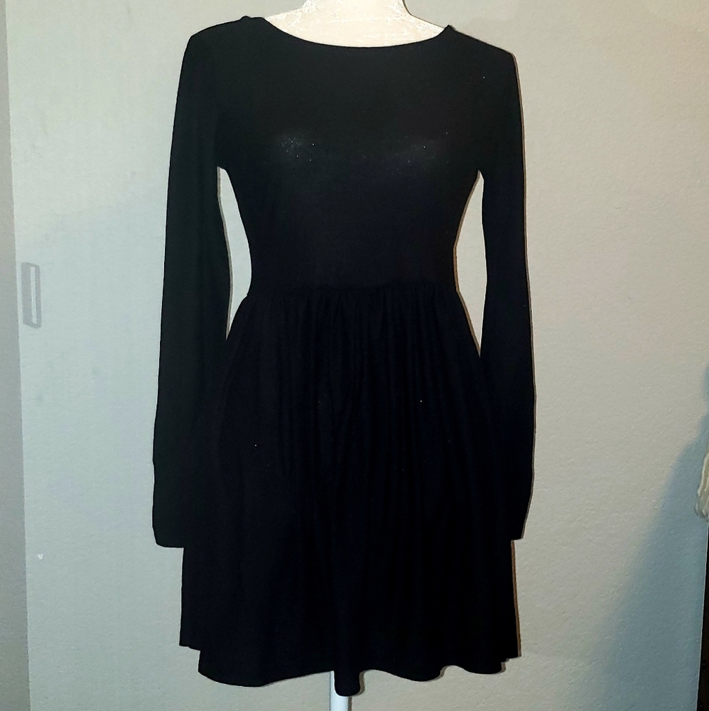 Topshop Black Long Sleeved Skater Dress